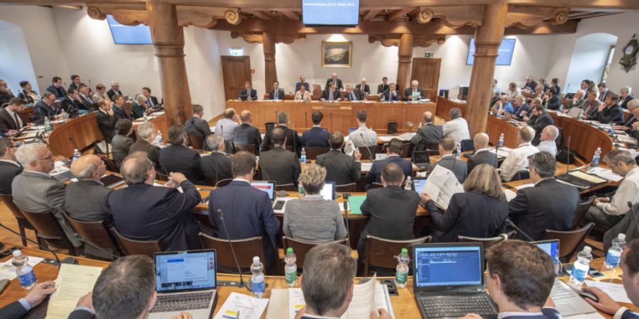 Der Schwyzer Kantonsrat hat sich am Donnerstag über den Einsatz von «Forensic Nurses» ausgetauscht. Das sind spezialisierte Fachpersonen, die Opfer von Gewalt medizinisch versorgen und...