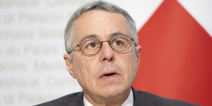 Laut Aussenminister Ignazio Cassis ist das Nein zur Neutralitätsinitiative keine Abkehr von der heutigen Neutralitätspolitik der Schweiz - im Gegenteil.