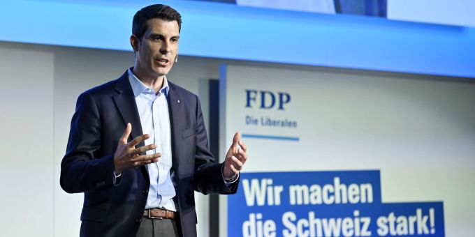 Parteipräsident Thierry Burkart an der FDP-Delegiertenversammlung in Möriken-Wildegg am Samstag, 17. Juni 2024. FDP Präsident Thierry Burkart
