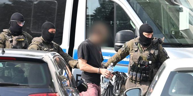 Der Tatverdächtige wurde Mitte Juni in Prag festgenommen Der Tatverdächtige wurde Mitte Juni in Prag festgenommen