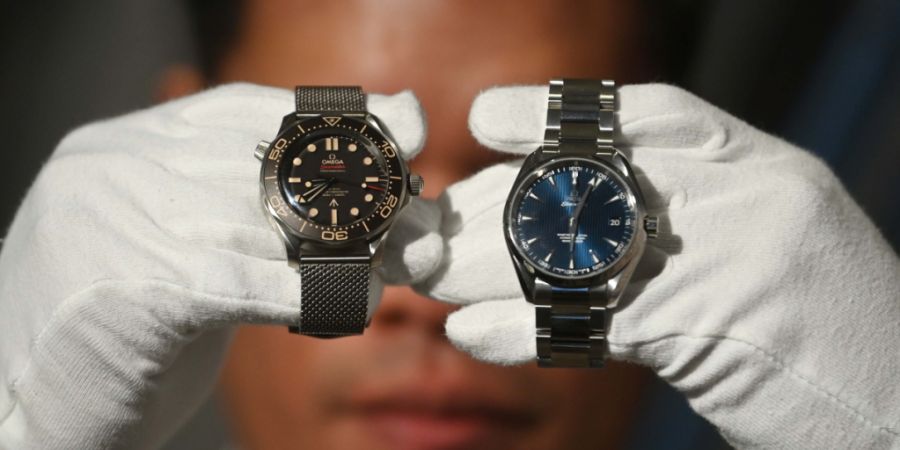 Der Markenstreit zwischen der Swatch Group und Samsung geht in die nächste Runde. Der Uhrenkonzern fordert 170 Millionen US-Dollar Schadenersatz.(Archivbild)