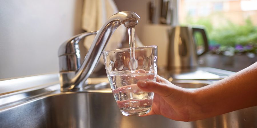 Hand Trinkwasser Wasserhahn Glas