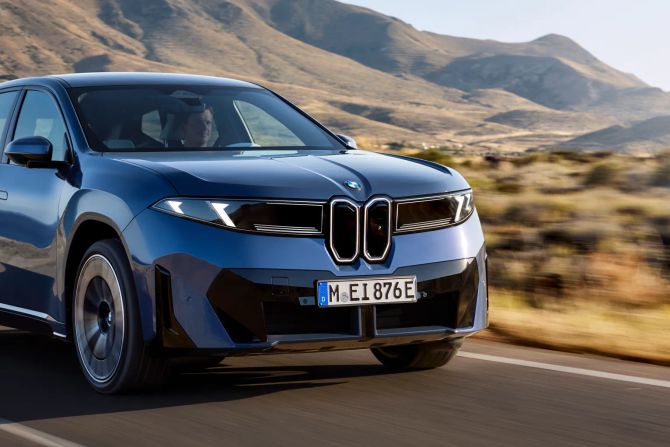 BMW iX3
