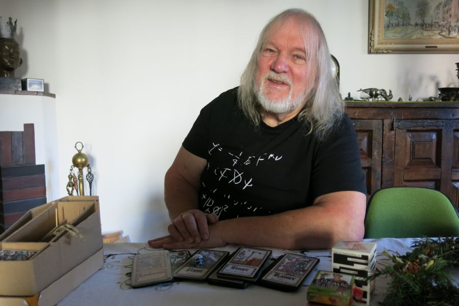 Der bekannte Spiele-Erfinder Urs Hostettler übergibt seinen Verlag, die Genossenschaft Fata Morgana, in jüngere Hände.