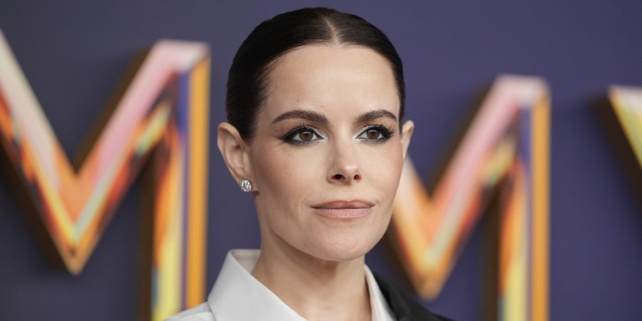 Emily Hampshire