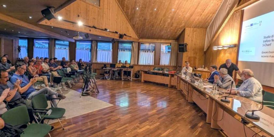 In Livigno präsentierten die Verantwortlichen kürzlich die Pläne für eine grenzüberschreitende Zugverbindung zwischen Livigno und S-chanf.