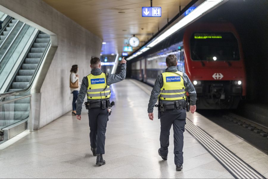 Zudem seien sowohl der Bahnhof Bern als auch der Bahnhof Zürich vergleichsweise wenig durchlüftet.