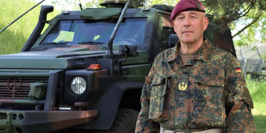 Generalmajor Dirk Faust: Seine Division steuert die Übung mit insgesamt etwa 4500 Teilnehmern in Ungarn und Rumänien.