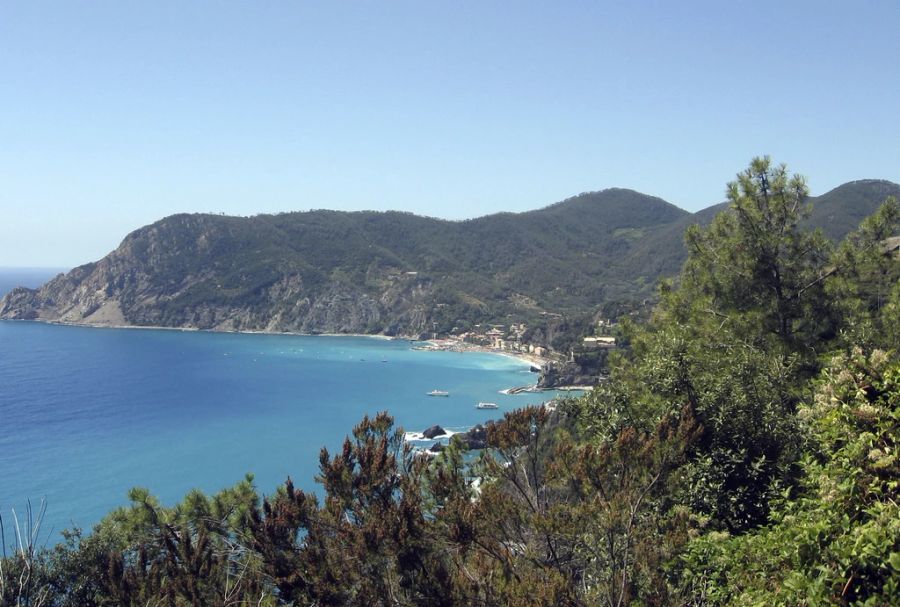 An einem beliebten Küstenwanderweg in der italienischen Region Cinque Terre gilt nun an manchen Tagen ein Einbahnregime. (Archivbild)