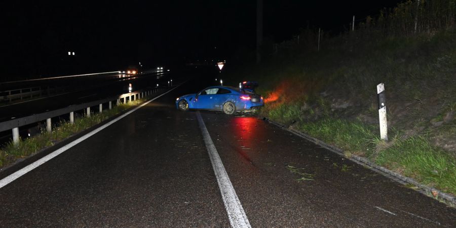 Selbstunfall auf A13.