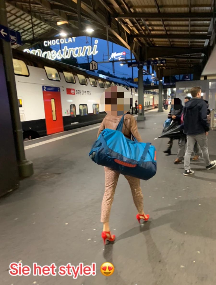 Auch diese Frau wurde fotografiert und ins Netz gestellt, weil sie einer Userin gefällt. Die Aufnahmen stammen vom Bahnhof St. Gallen. Nau.ch hat sie verpixelt.