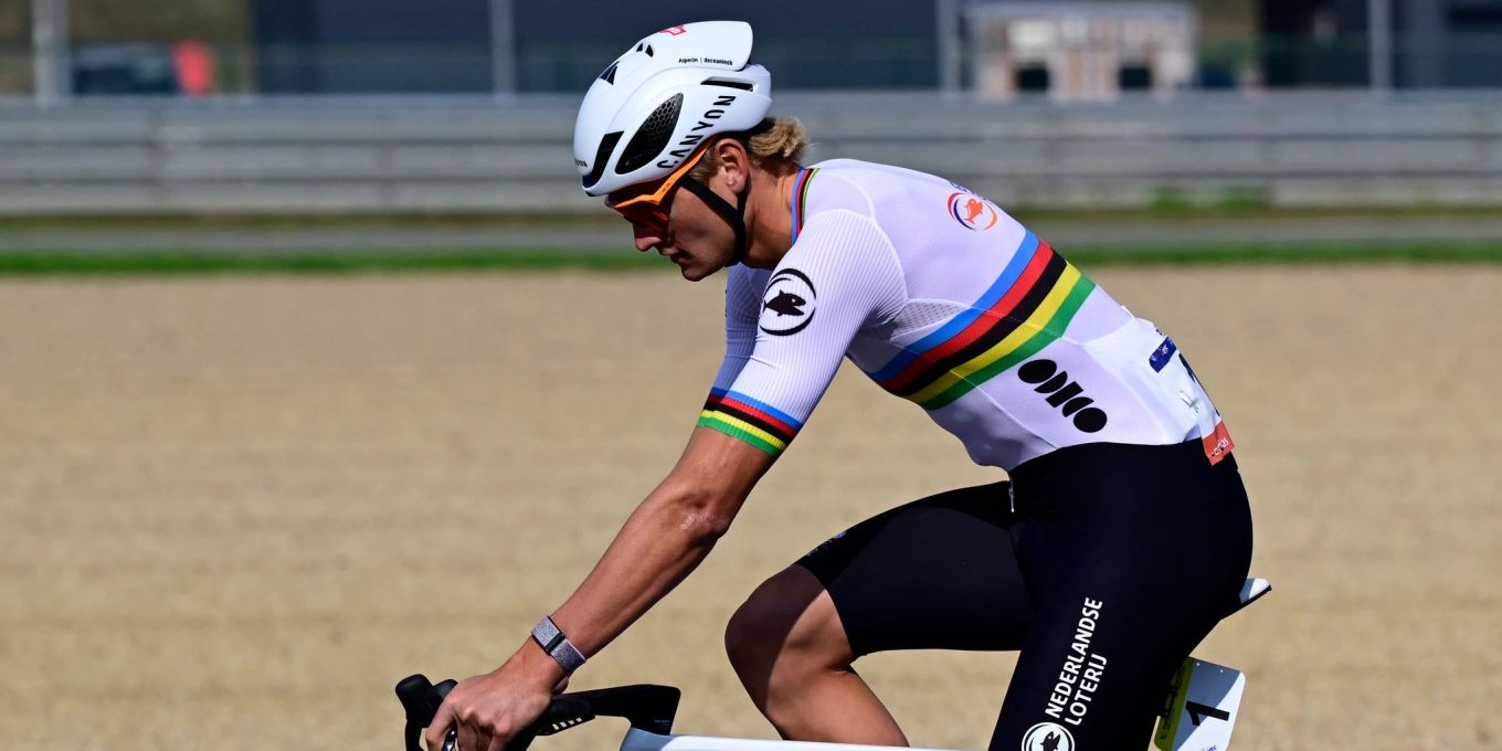 Luxemburg Rundfahrt Weltmeister Van Der Poel In WM Form Nau ch