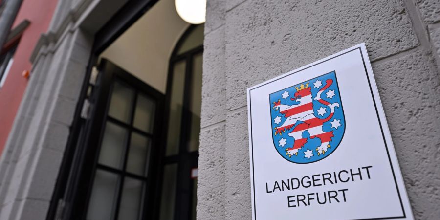 Am Landgericht Erfurt endete der Prozess gegen einen Mann, der ohne medizinische Ausbildung an Männern Kastrationen durchgeführt haben soll. (Archivbild)