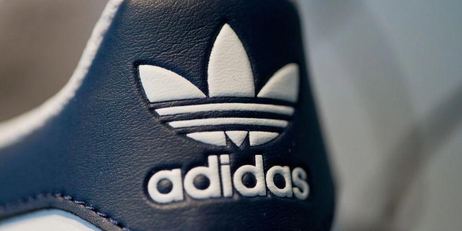 Der Adidas-Umsatz stieg zuletzt um 7,3 Prozent auf 6,4 Milliarden Euro.