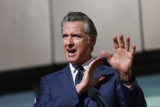 Gavin Newsom, Gouverneur von Kalifornien, ruft zum Widerstand gegen die Trump-Regierung auf. Gavin Newsom