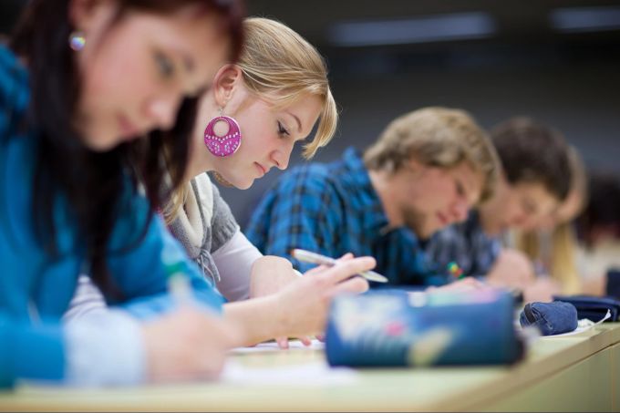 Ob Fachhochschule oder die Höhere Fachschule: Praxisbezug wird hier gross geschrieben. Fachhochschule