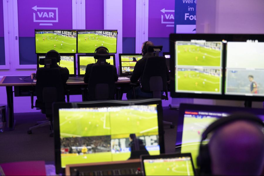 VAR
