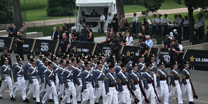 militärparade