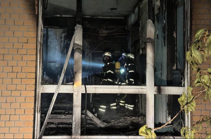Bei dem Brand starben laut der Feuerwehr drei erwachsene Patienten. Zahlreiche weitere Menschen wurden verletzt. Hamburg