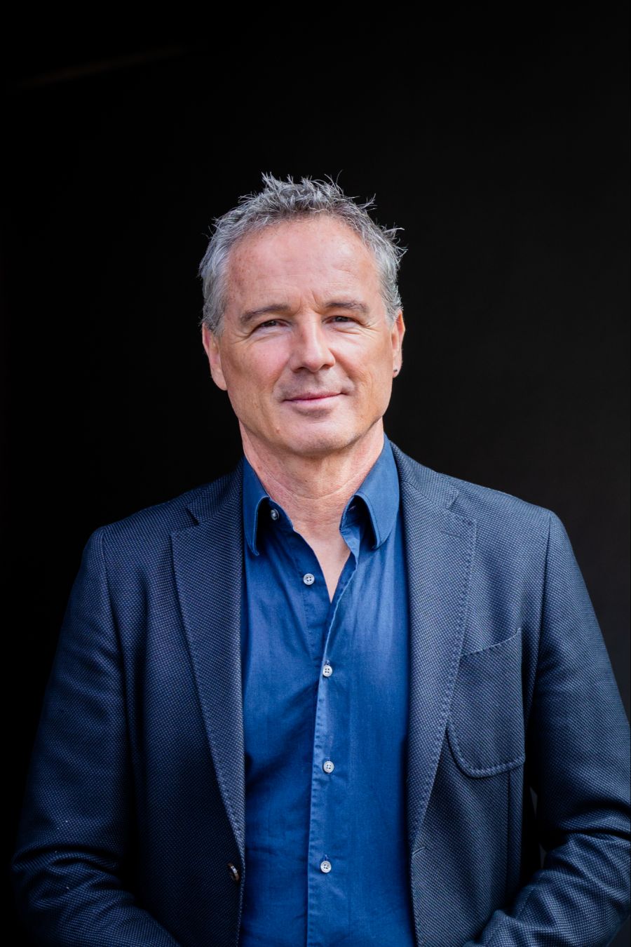 Ueli Schmezer