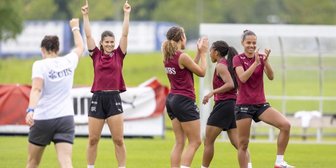 Die Schweizer Frauen spielen an der WEURO 2025 in vollen Stadien. weuro 2025