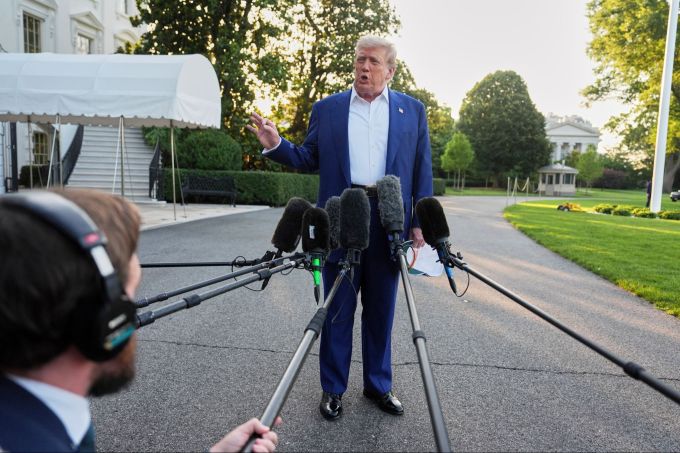 US-Präsident Donald Trump will nach eigenen Worten keinem Machtwechsel im Iran erreichen. Nato-Gipfel in Den Haag - Trump
