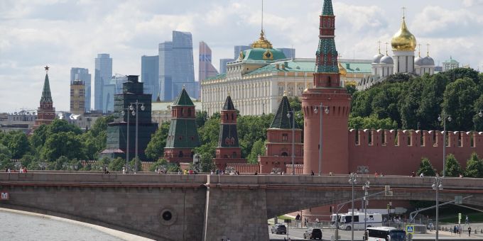 Abschuss - Viele ukrainische Drohnen stören Flugverkehr in Moskau