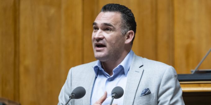 Marcel Dobler fordert Anpassungen bei den Entschädigungen für den Militärdienst. Marcel Dobler