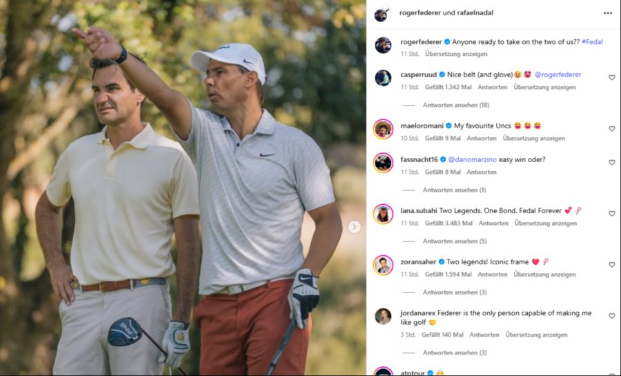 Roger Federer und Rafael Nadal mit vollem Fokus beim Golfen.