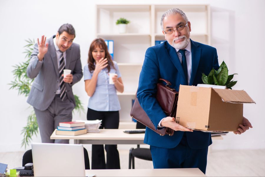 Mann Büro Karton Angestellte