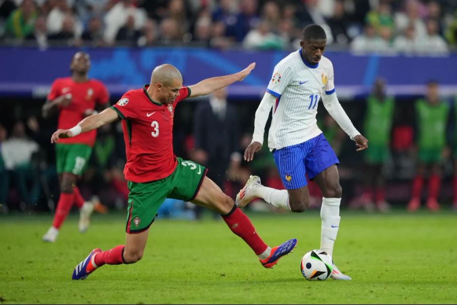 120 Minuten lang zeigt Pepe im EM-Viertelfinal, weshalb er so gut und gefürchtet ist.