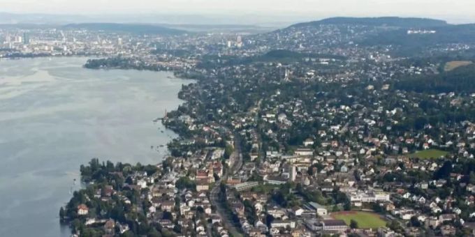 Die Videoüberwachung in Küsnacht ZH muss nun beendet werden. Küsnacht Zumikon