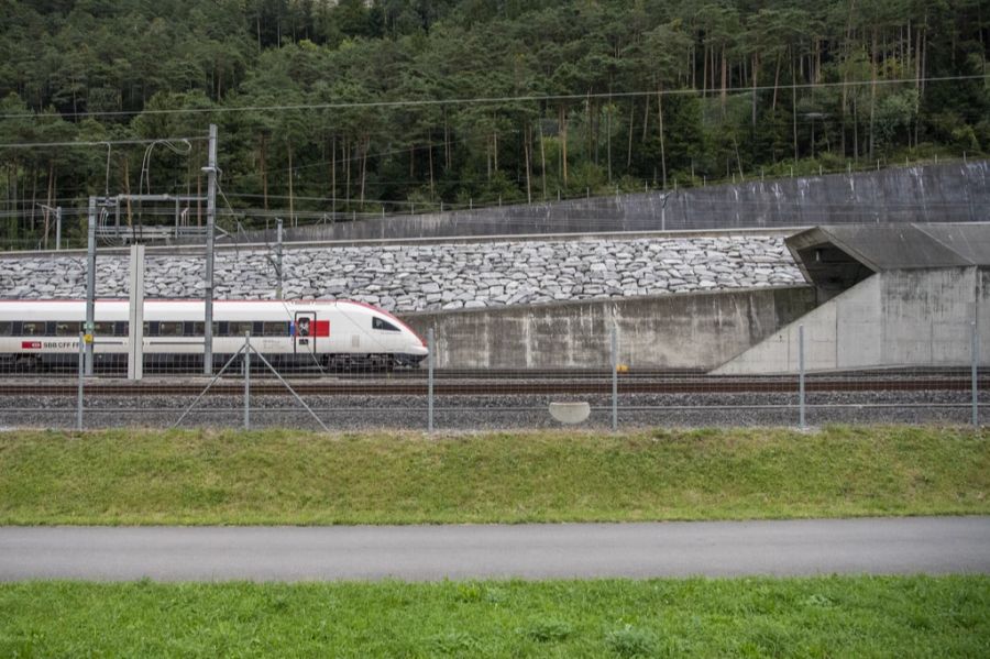 Weniger Probleme gibt es auf der Gotthard-Strecke zwischen Mailand und Zürich.