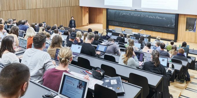Einige Studierende der FHNW Muttenz sind mit der Hochschule nicht zufrieden. (Symbolbild) Studium an der FHNW