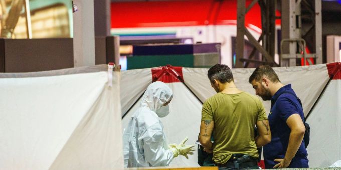 Mitten im Frankfurter Hauptbahnhof hat ein Mann einen anderen Mann erschossen. Frankfurter Hauptbahnhof