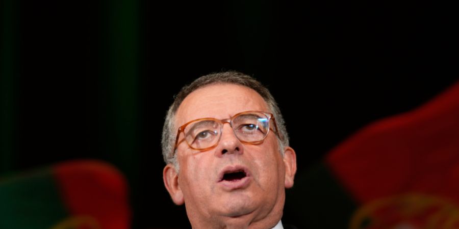 ARCHIV - Präsidentschaftskandidat Antonio Jose Seguro  hält eine Rede (Archivbild). Foto: Armando Franca/AP/dpa