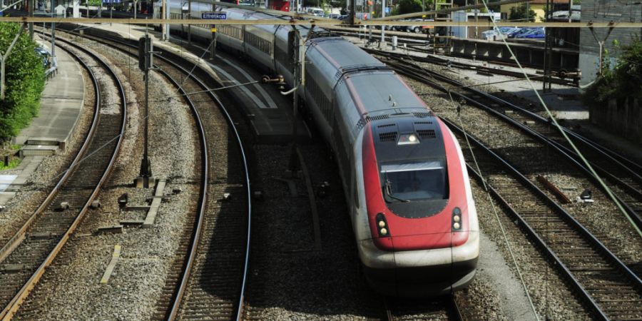 Grünes Licht für den Ausbau der Bahnverbindung Zürich-Winterthur. Erste Vorarbeiten werden in Kürze starten. (Archivbild)