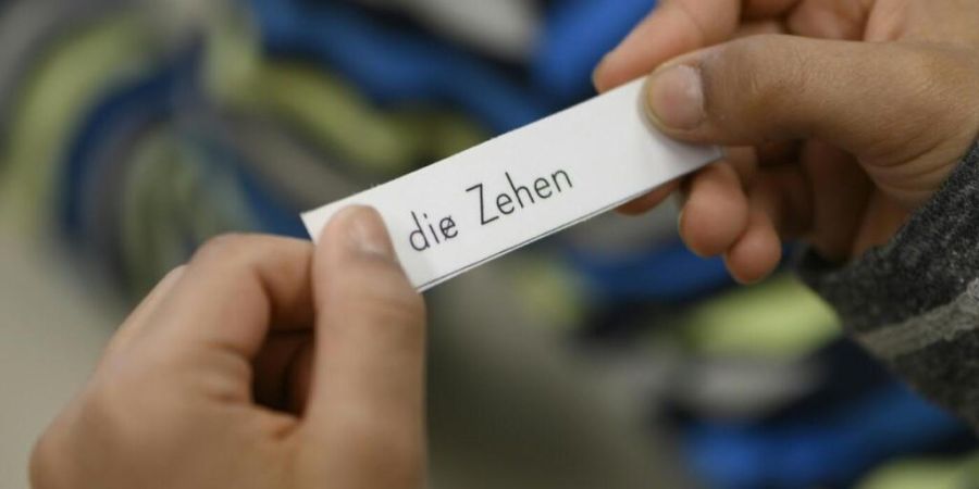 Der Kanton Aargau errichtet ein Asyl-Integrationszentrum in Aarau: Die Bewohnenden sollen dort rasch Angebote wie Deutschkurse besuchen können. (Symbolbild)