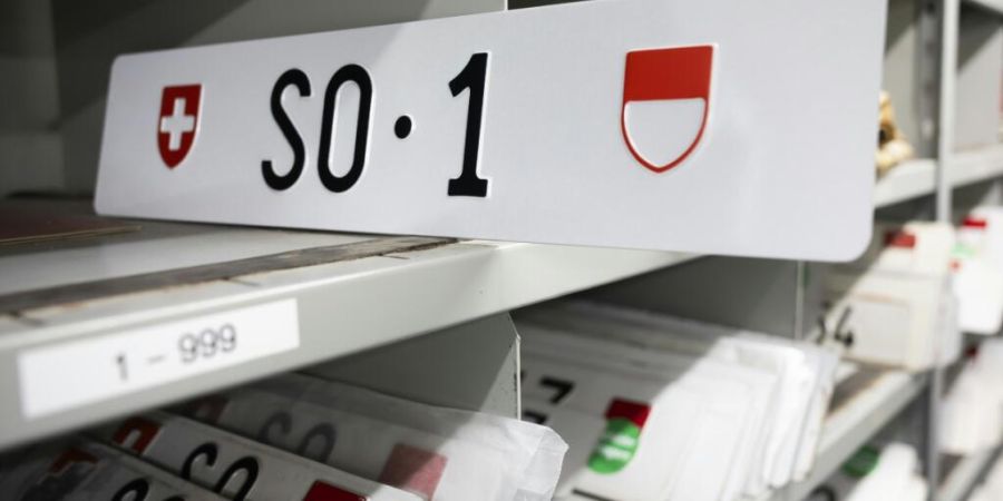 Autokennzeichen «SO 1»