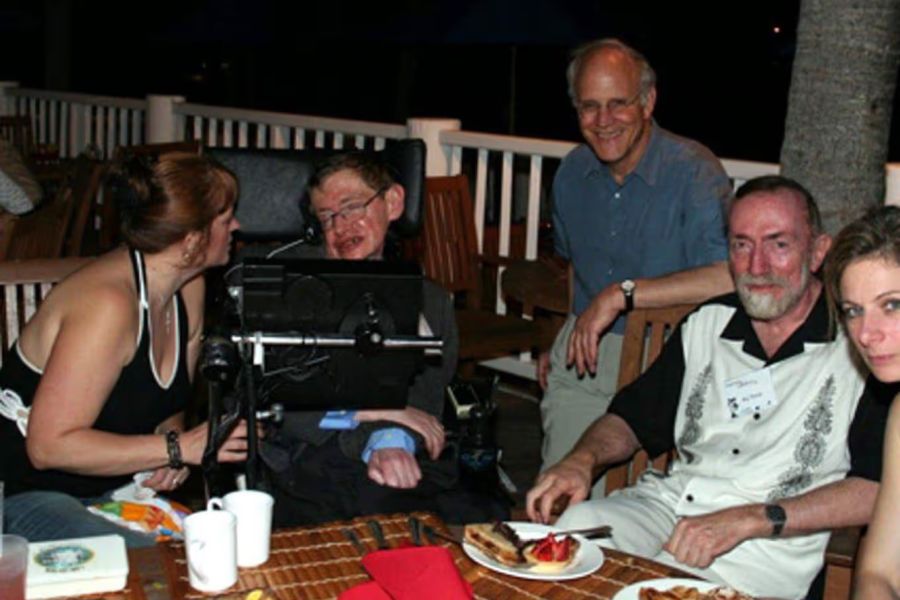 Dieses Foto soll bei einer Grillparty, ebenfalls im Rahmen des Konferenz-Aufenthalts, entstanden sein.