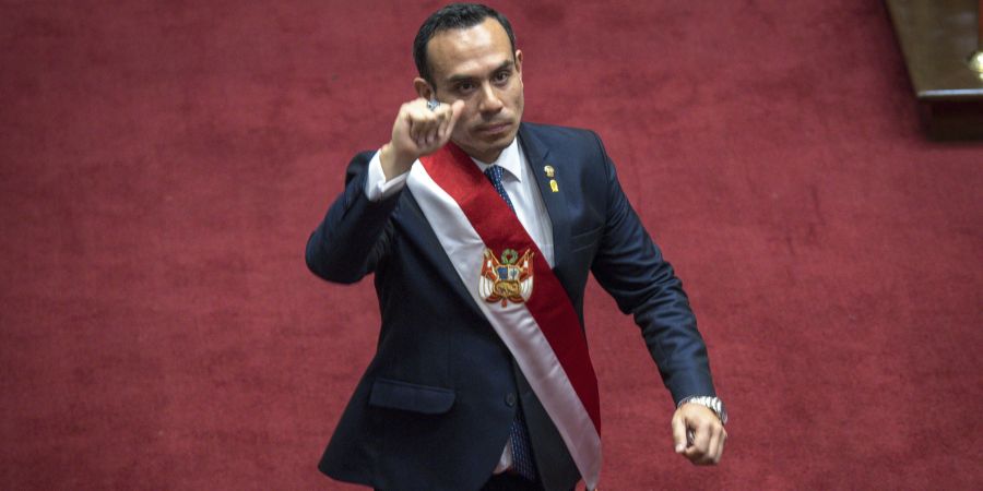 vier monaten josé jerí