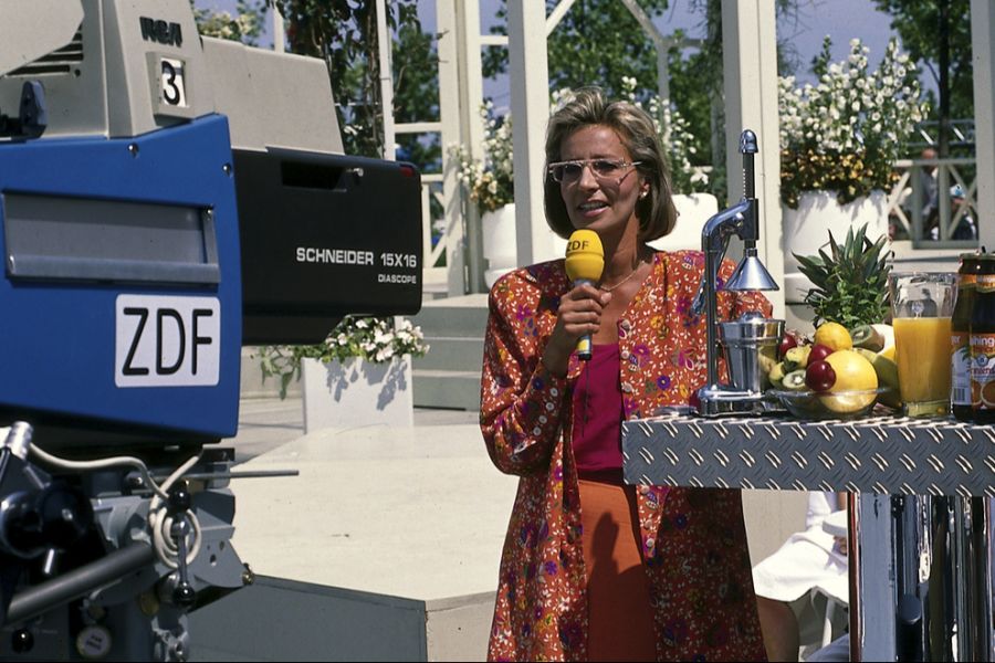 Moderatorin der ersten Stunde war Ilona Christen. Die 2009 verstorbene Fernsehfrau prägte das Format bis 1992.