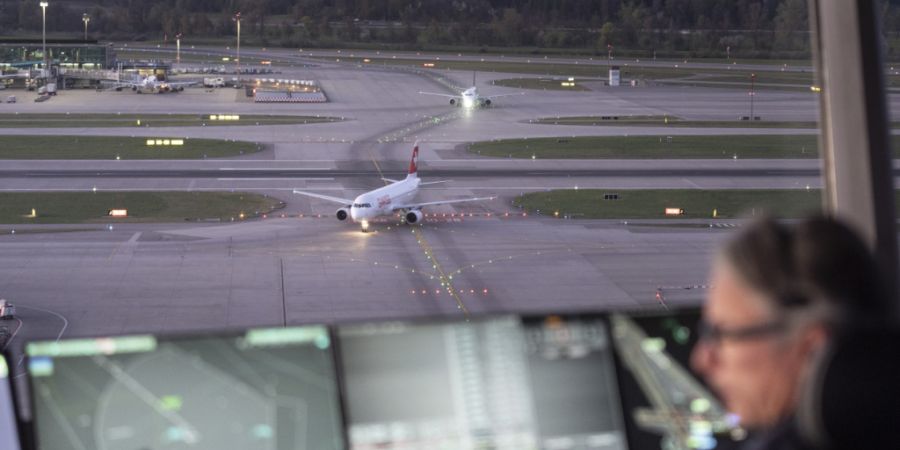Der Zürcher Regierungsrat hat seine Erwartungen an den Flughafen neu formuliert. (Archivaufnahme)