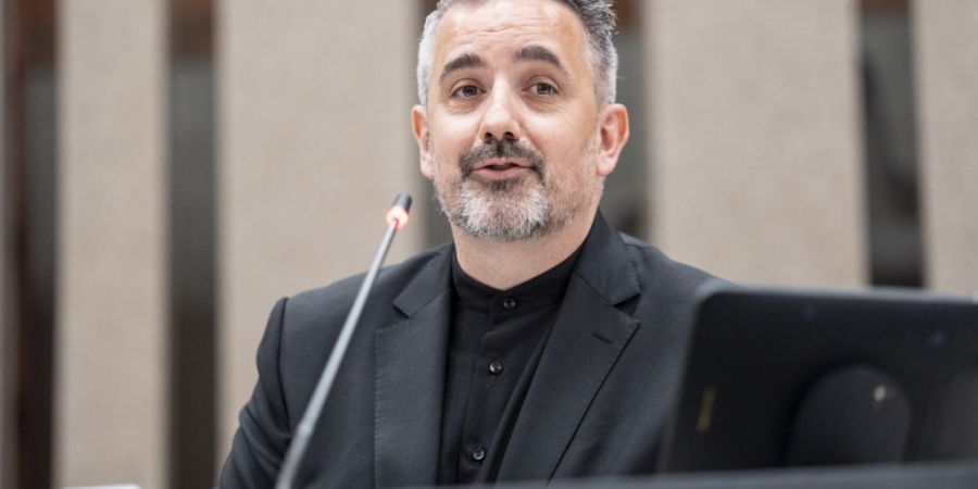 Der neue Ratspräsident Ivo Bieri (SP). Er wird die Parlamentssitzungen nun ein Jahr lang leiten.