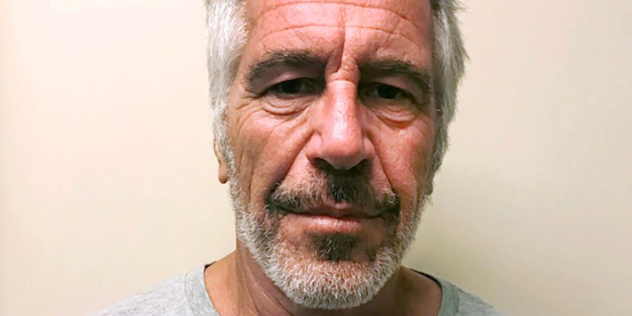 Der Bundesrat hat keine Kenntnisse von allfälligen Immobilienkäufen durch den Sexualstraftäter Jeffrey Epstein in der Schweiz. Ausschliessen kann er sie aber ebenfalls nicht. (Archiv...