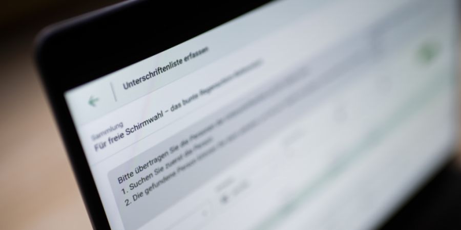 Der Kanton St. Gallen startete vor Kurzem den schweizweit ersten Pilotversuch für das elektronische Sammeln von Unterschriften für Initiativen und Referenden. Weitere sollen laut dem ...