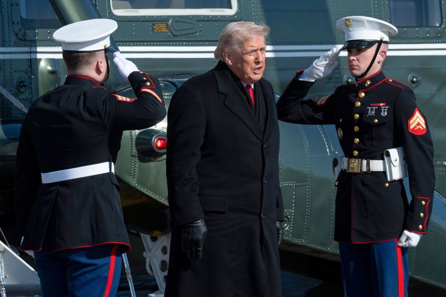 Es handelt sich eindeutig um Kritik an Donald Trump, dennoch vermeiden die Unternehmen, den US-Präsidenten direkt zu nennen.