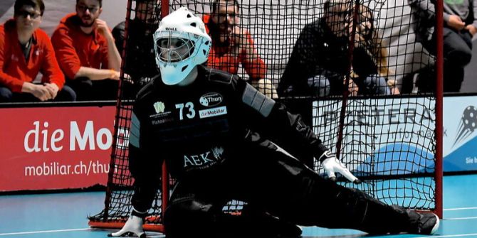 Goalie Maurice Weber