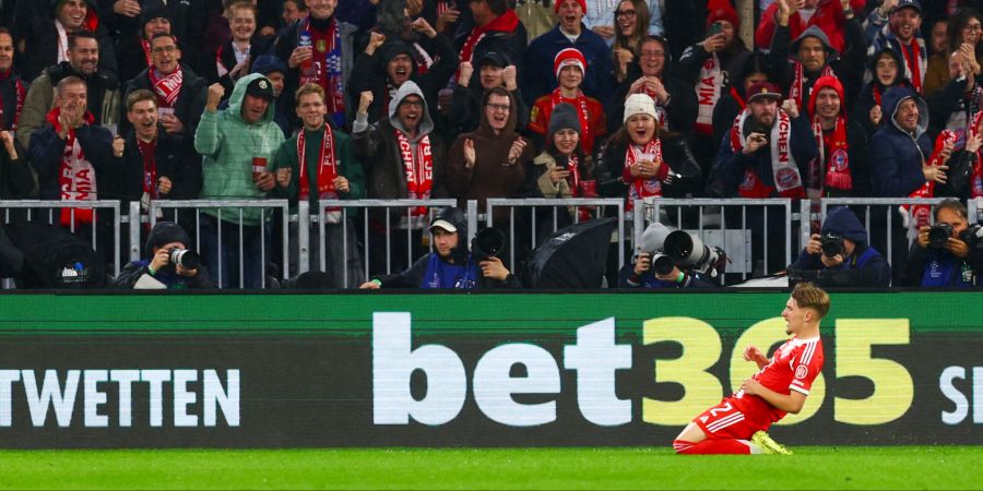 Lennart Karl schoss das 1:0 und wurde damit bei seinem Startelf-Debüt in der Champions League zum jüngsten deutschen Torschützen in der Liga der Besten.