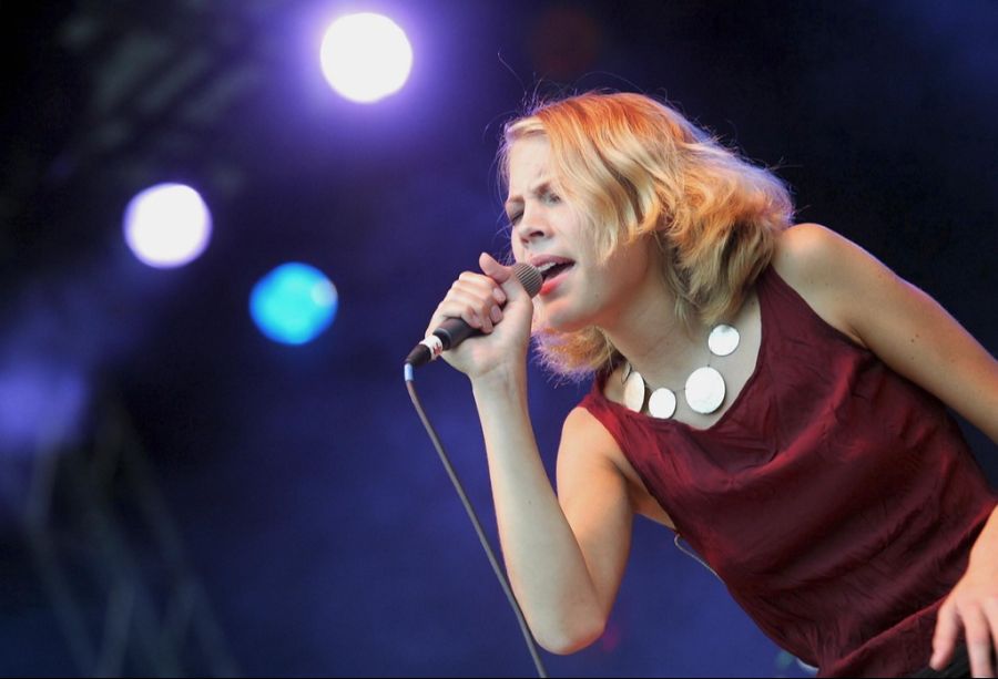 Jaël Malli wurde als Sängerin der Schweizer Band Lunik bekannt. Die Band prägte ab Ende der 1990er-Jahre den Pop-Sound der Schweiz.